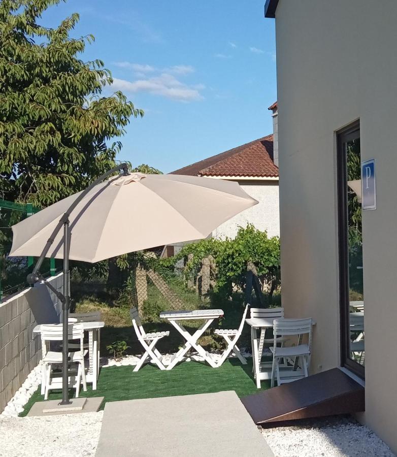 Guest House Clarevar ตุย ภายนอก รูปภาพ